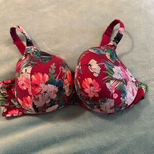 Cacique Floral Print Bra - Red and Green